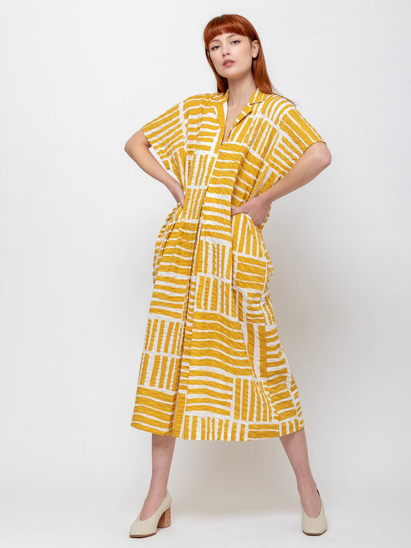 Black Crane - Narrow Kite Dress - Gold - Verdalina