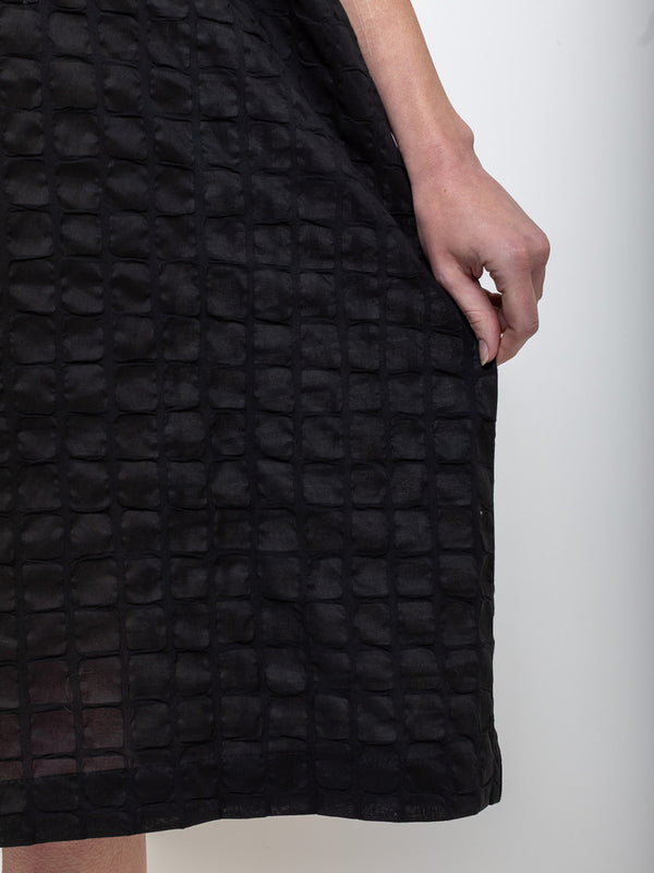 Black Crane - Ripple Finish V-Neck Dress - Verdalina
