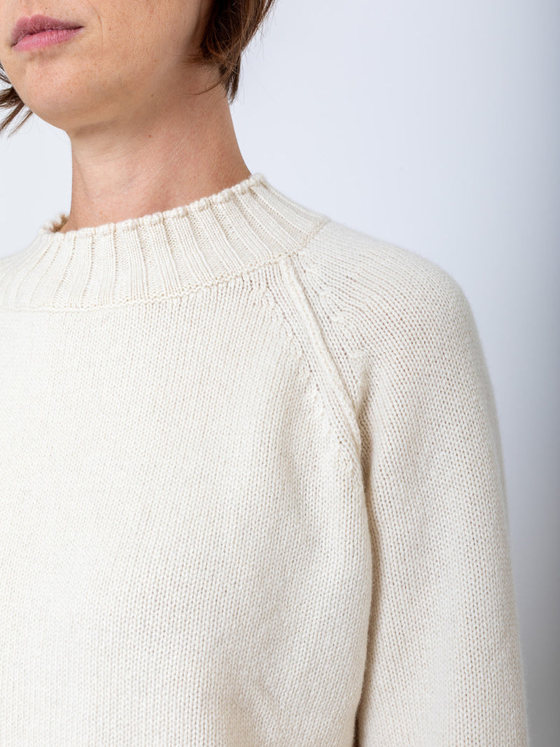 M J Watson - Short Pullover Sweater - Verdalina