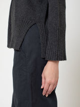 Round Neck Pullover Sweater - Charcoal