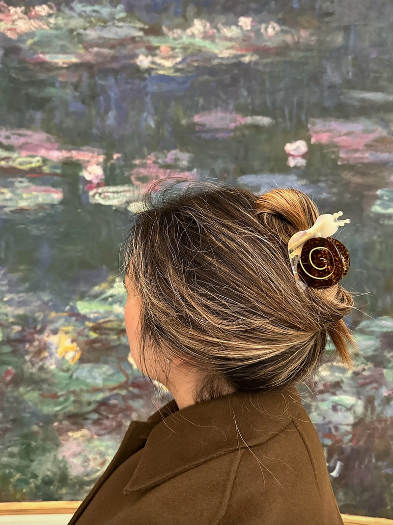 Solar Eclipse - Solar Eclipse Hair Claw Clip - Verdalina