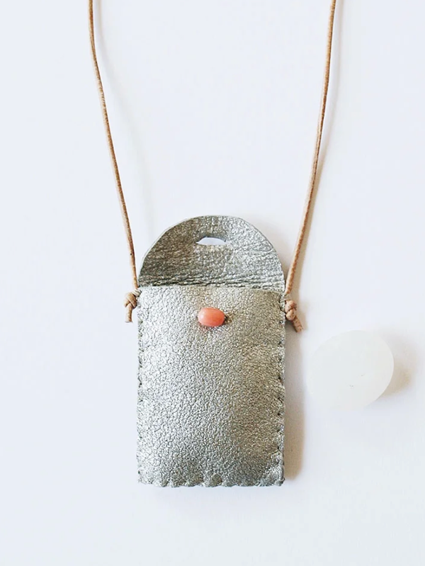 See Real Flowers - Silver Amulet Pouch Necklace - Verdalina