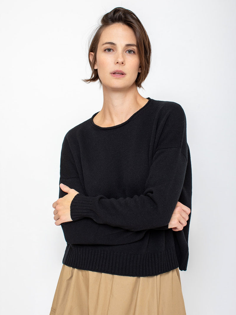 Aequamente - Long Sleeve Cashmere Pullover - Black - Verdalina