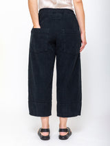 Aequamente - Velvet Corduroy Pants - Black - Verdalina