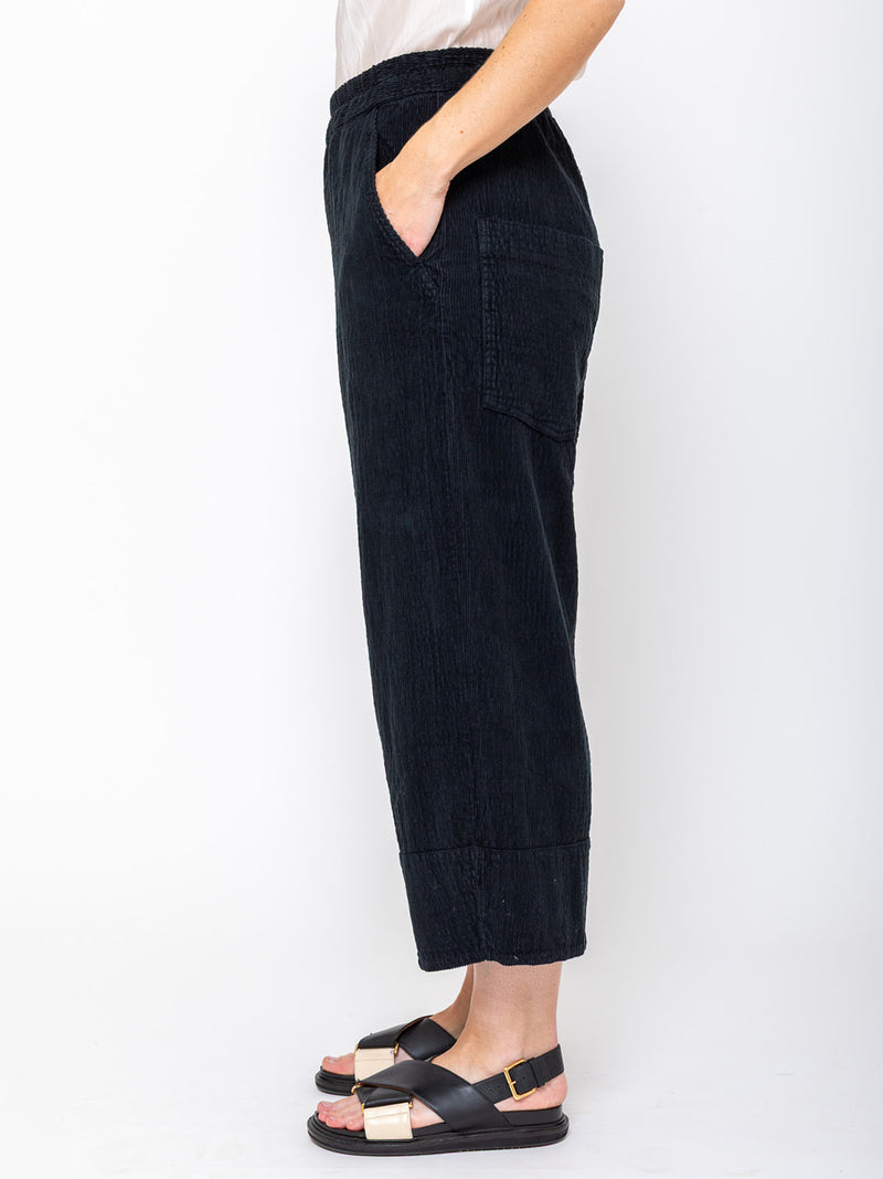Aequamente - Velvet Corduroy Pants - Black - Verdalina