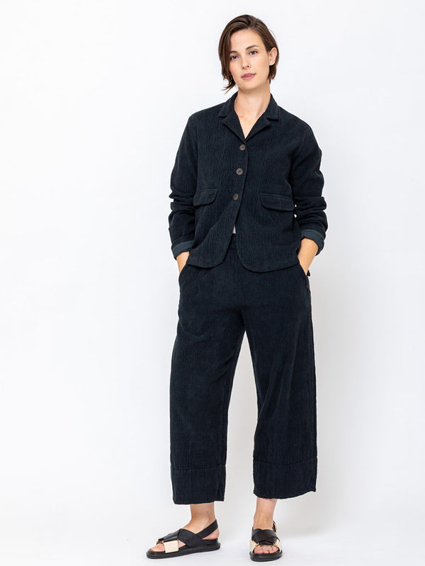 Aequamente - Velvet Corduroy Pants - Black - Verdalina