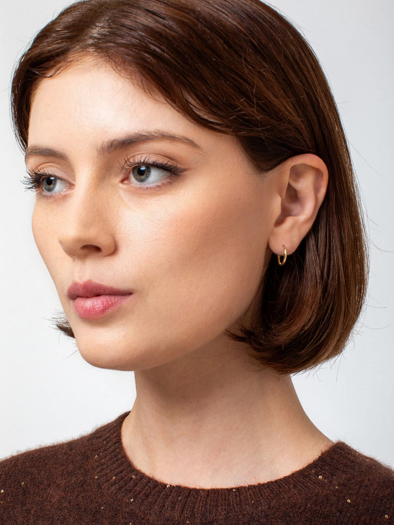 Dalbit - 14K Gold Huggie Hoops - 14mm - Verdalina