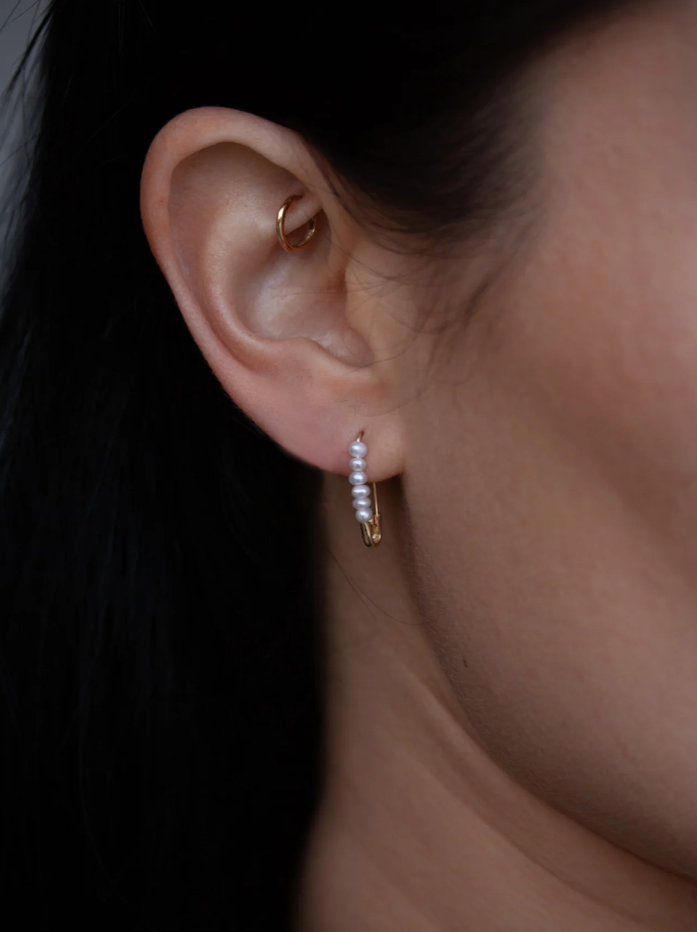 Loren Stewart | Mini Friendship Safety Pin - Pearl | Verdalina