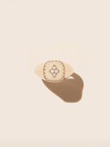 Pascale Monvoisin - Pierrot Signet Ring - White - Verdalina