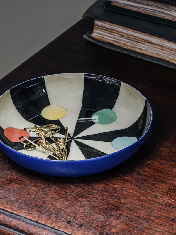 Benson’s Colour Hexagon Round Enamel Tray