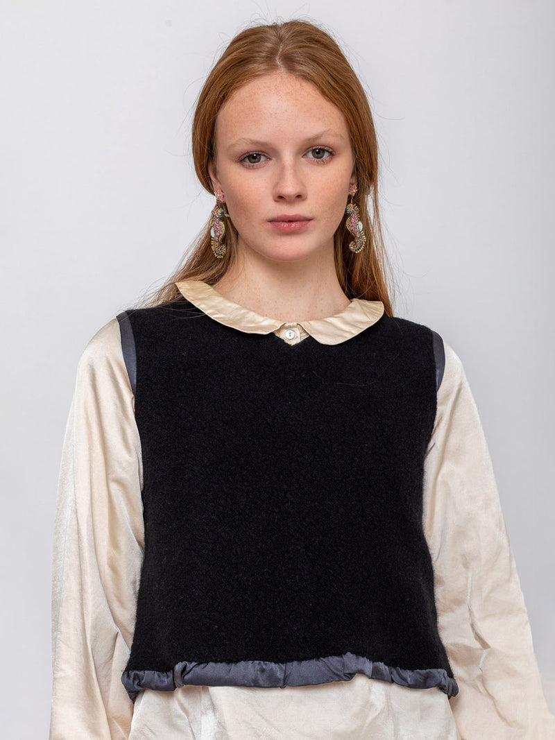 Sula - Mallin Vest - Black - Verdalina